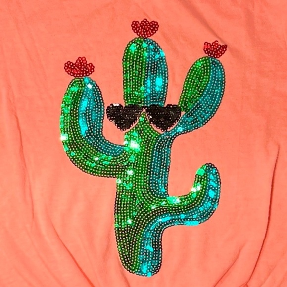 🌵🕶️Cute cactus flip sequin t-shirt! - Picture 2 of 9